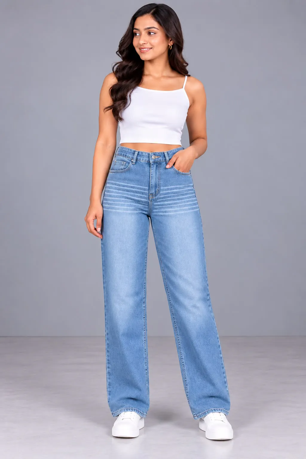Woman'S High-Waist Straight Fit Jeans