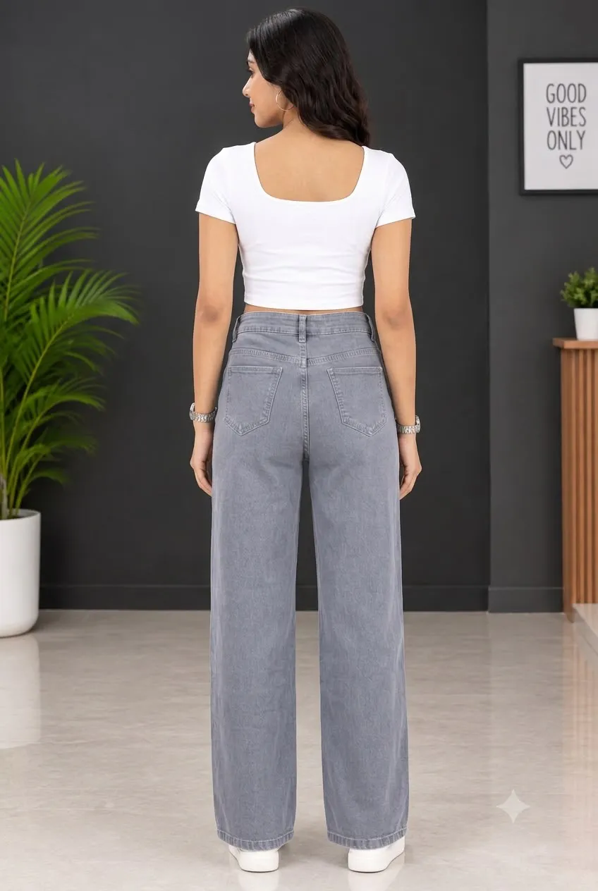 Woman'S High-Waist Straight Fit Jeans